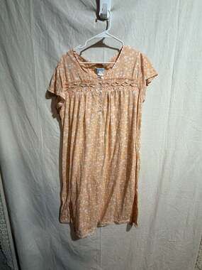 Amanda Paige Sleepwear Peach Floral Button Front Nightgown